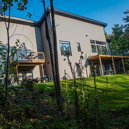 Chalet Woodpecker Lodge - Chaleureux Avec Foyer. Orford Exterior photo