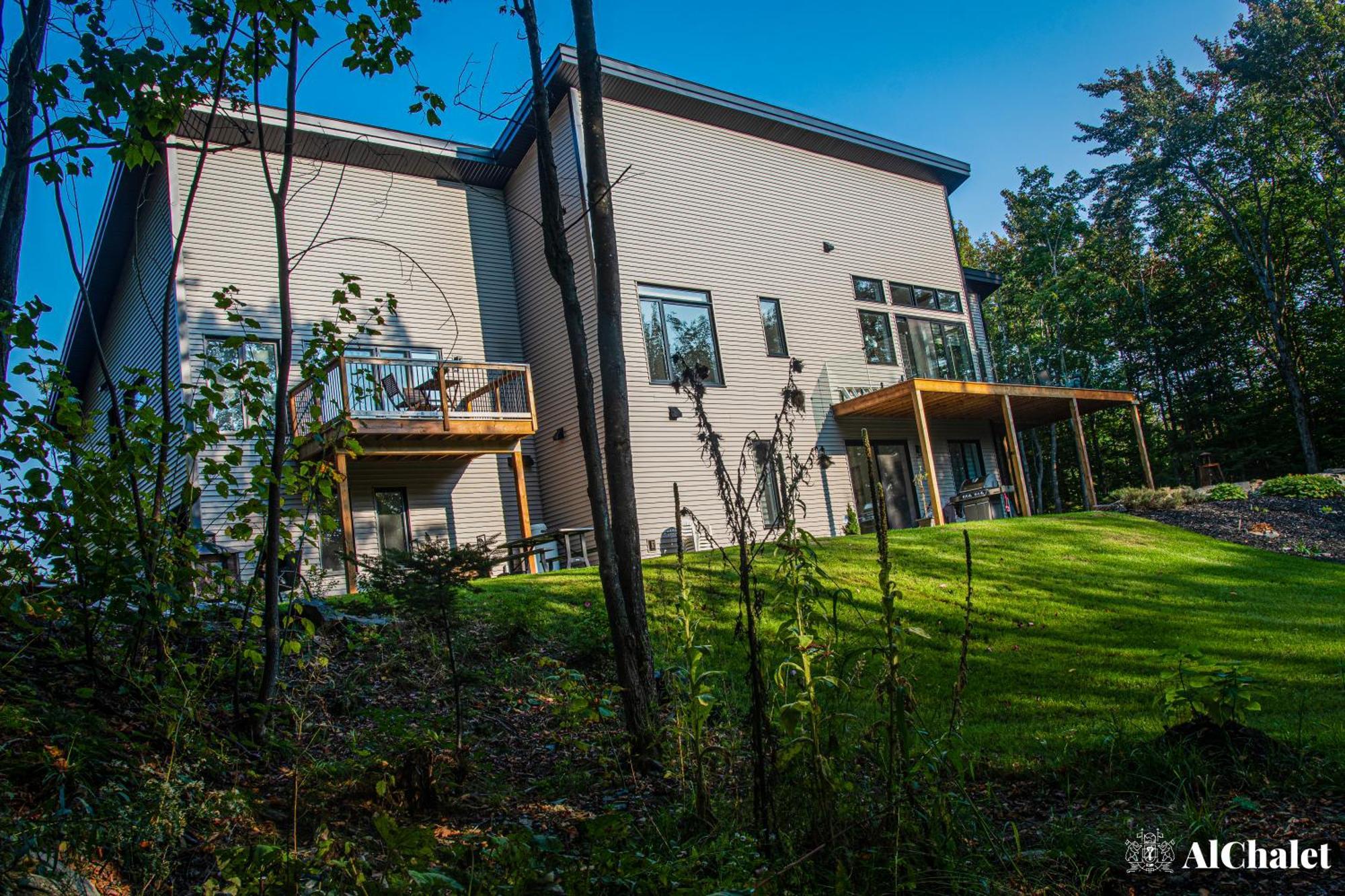 Chalet Woodpecker Lodge - Chaleureux Avec Foyer. Orford Exterior photo